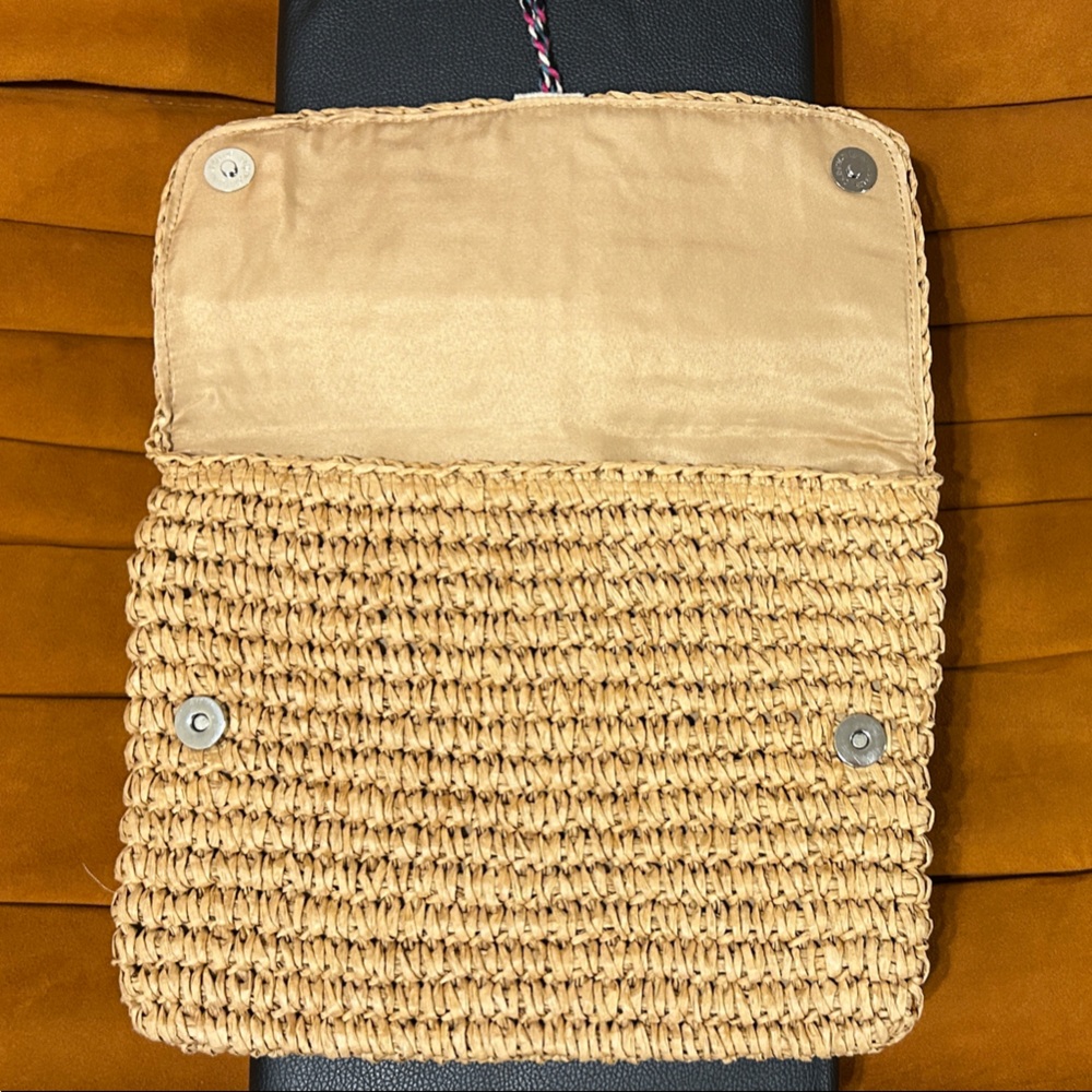 Fallon and‎ Royce Woven Straw Fold Over Clutch Handbag - Picture 5 of 5